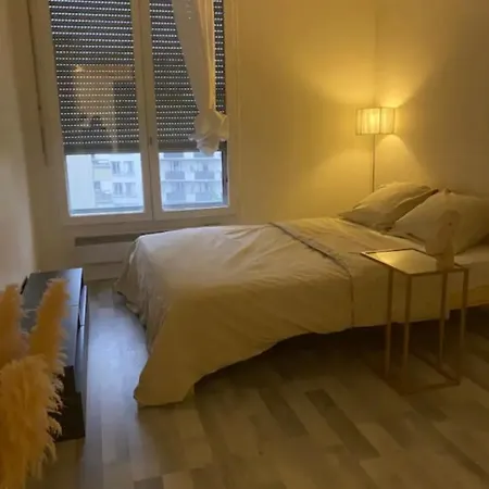 85m2 La Defense,balcony * Courbevoie